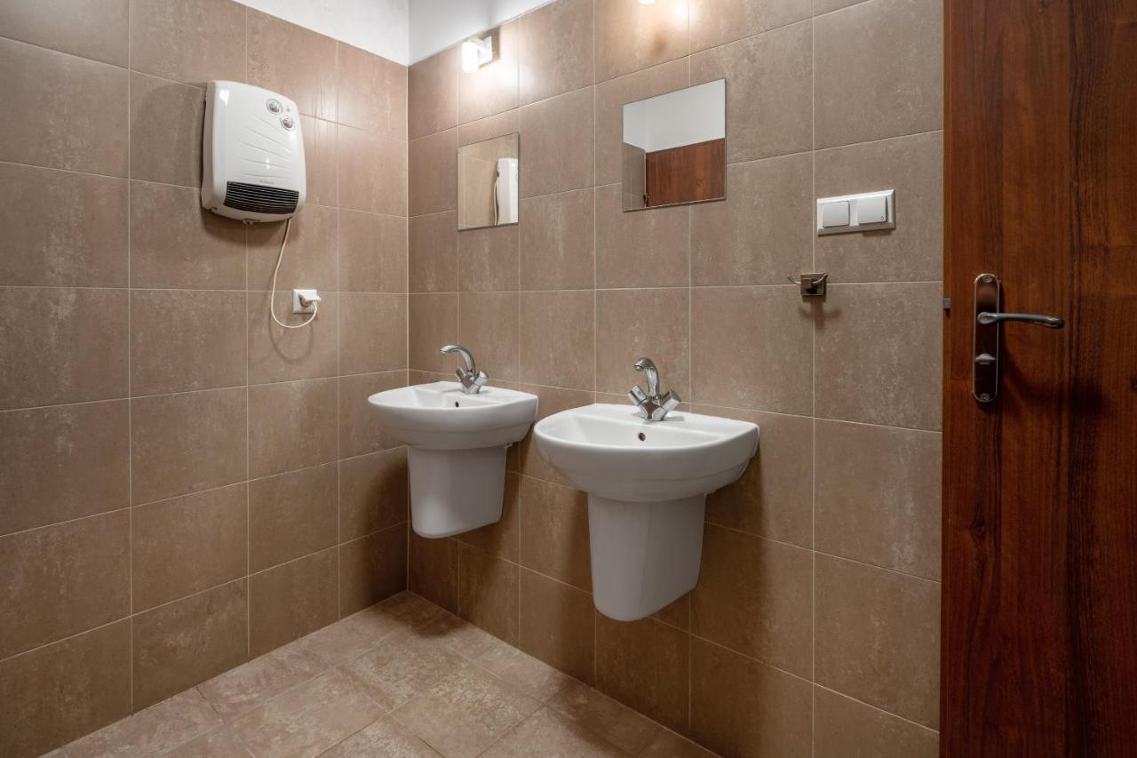 Tatraholiday - Apartament Tatrzanski Jaszczurowka ザコパネ エクステリア 写真
